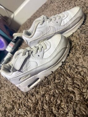 Nike Kids White Leather Sneakers with Strap